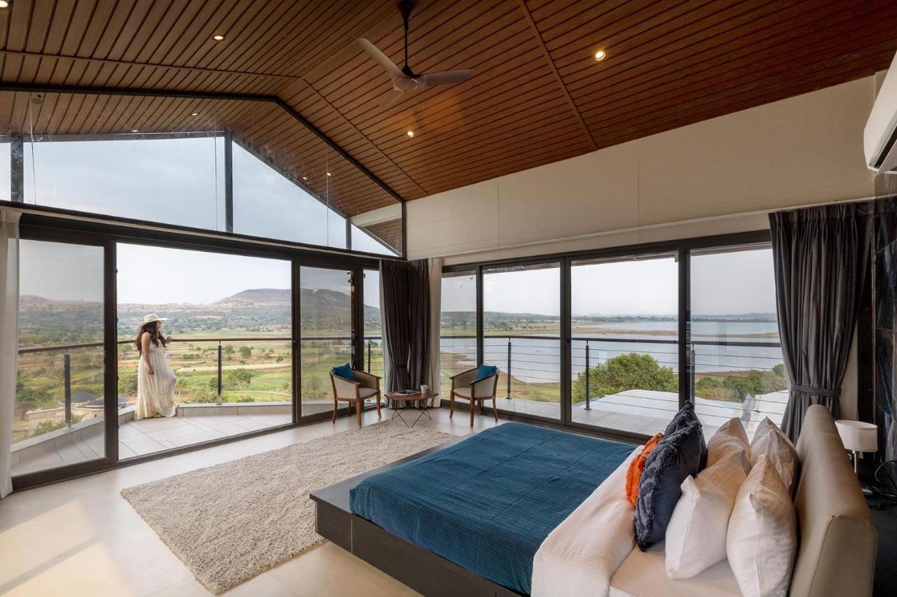 Pearl Lakeview Mansion By Stayvista - Lakeside Villa With Infinity Pool, Jacuzzi, In-House Theatre & Games Room Igatpuri Εξωτερικό φωτογραφία