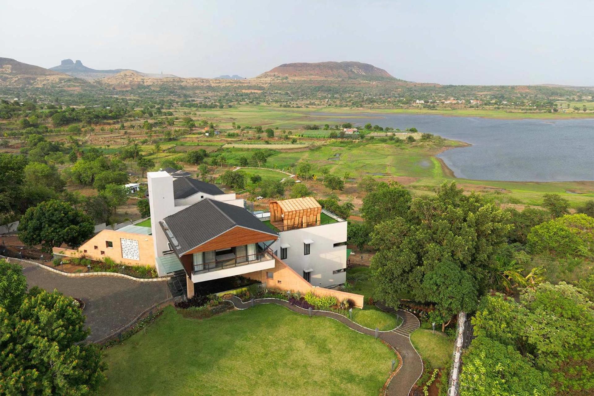 Pearl Lakeview Mansion By Stayvista - Lakeside Villa With Infinity Pool, Jacuzzi, In-House Theatre & Games Room Igatpuri Εξωτερικό φωτογραφία